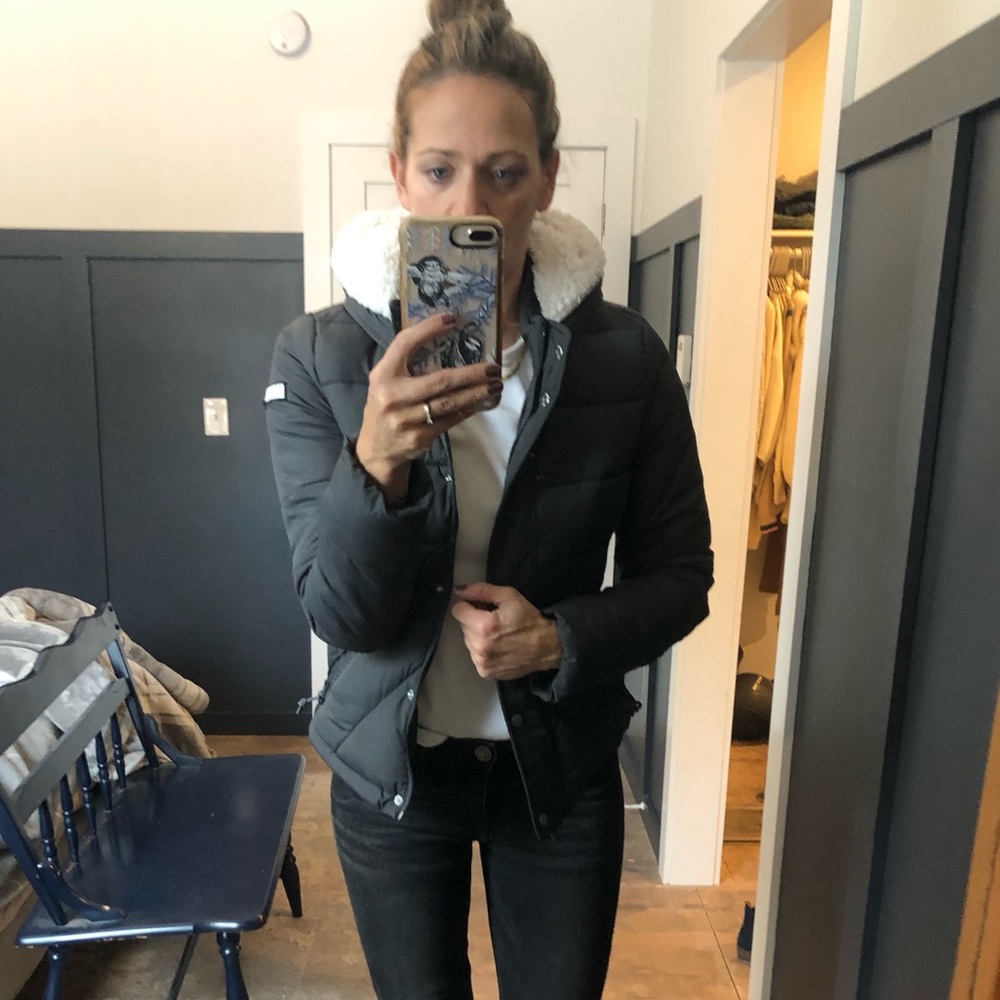 Hollister Sherpa Winter Coat Xsmall